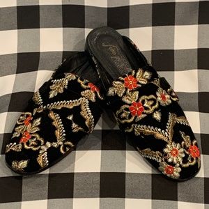 Free People SZ 40-7, black velvet embroidered mules, Pre owned, $35 VERY FIRM